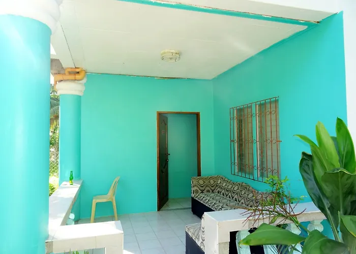 Guest house New Modern Summer House 3*
